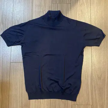 JOHN SMEDLEY 모크넥 반팔 니트