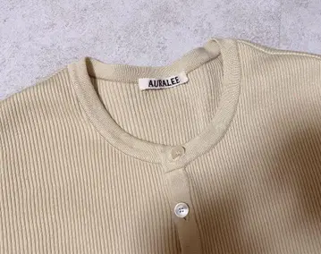 AURALEE 베이지 니트 가디건