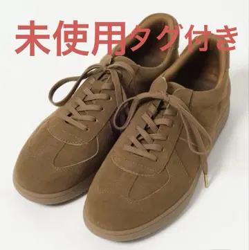 Elura 페이크 스웨이드 스니커즈 24~24.5cm 미사용 택 포함
