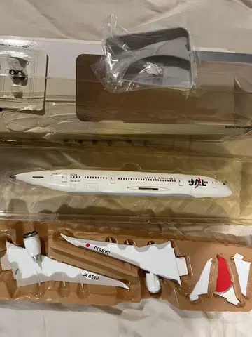 JAL 보잉 787-8 1/200 비행기 모형