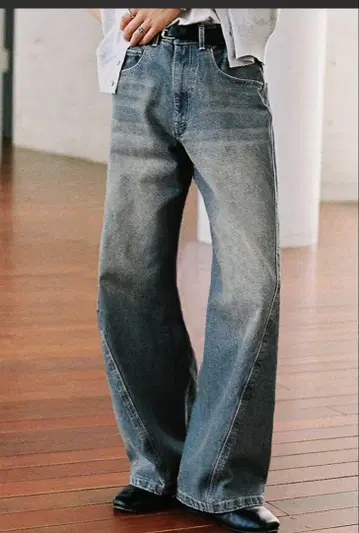 WYM LIDNM VINTAGE WASHED CURVED DENIM