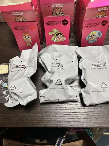 POPMART 파워퍼프 x cry baby bunny