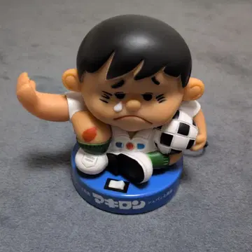 마키롱 보이 입상 라이트 부착
