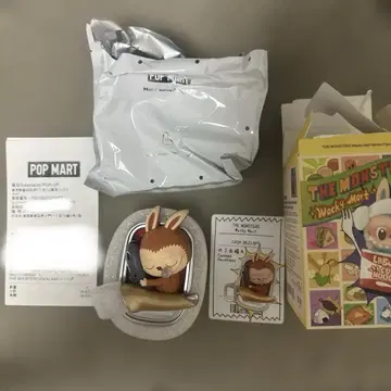 POPMART LABUBU Wacky Mart 라부부 피규어