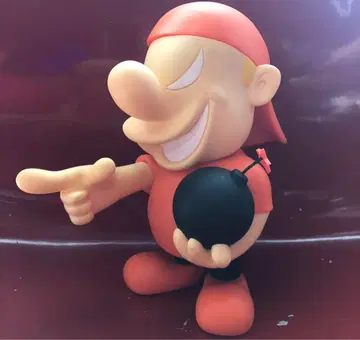 [ TWIM x JUNK BLUES ] 피규어 디자이너 토이 빈티지