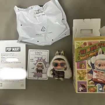POPMART LABUBU Wacky Mart 라부부 피규어