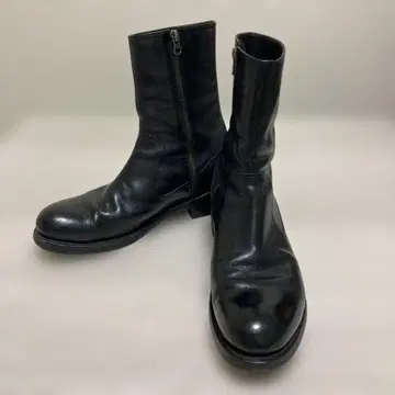 사이드 지퍼 부츠