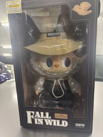 POP MART FALL IN WILD 봉제 인형
