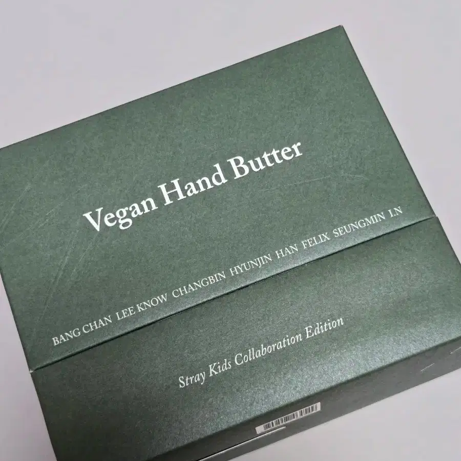 Stray Kids NESSIP Hand Cream Bulk (includes photo cards) until this month))