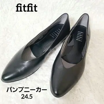 미사용급 핏핏 블랙 가죽 V컷 로우힐 신발