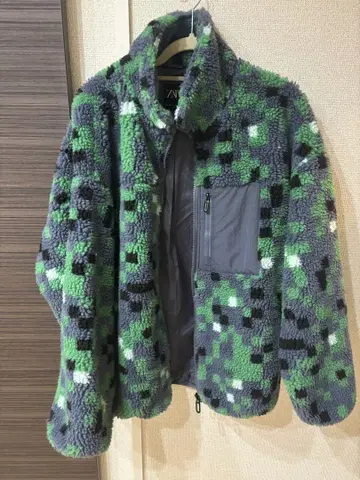 ZARA 플리스 자켓 L/XL 카모 패턴