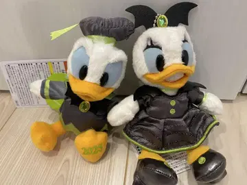 할로윈 2025 도날드 데이지 인형 배지 디즈니 리조트