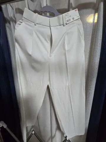 미사용 택 포함 유니클로 UNIQLO 턱 와이드 팬츠 화이트 S