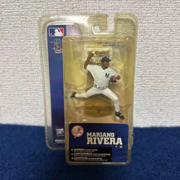 MLB 맥팔렌 피규어 MARIANO RIVERA.
