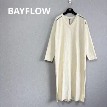 BAYFLOW 니트 롱 원피스 V넥 아이보리 바이컬러