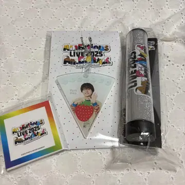 ambitious 전국 투어 응원봉 탑 아크릴 키링 오카 유우리 스티커