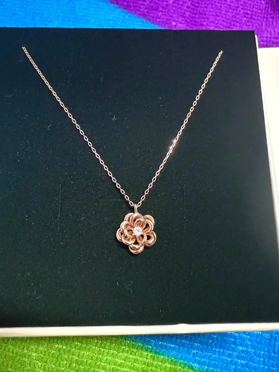 ROSEMONT | 로즈몽 Rosemont Rose 14k Necklace Full Box + Shopping Bag #로즈몽,#14k 목걸이 on Bunjang Global Site.