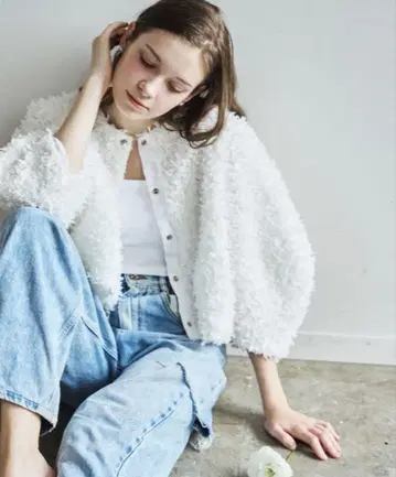 carla fluffy jacket