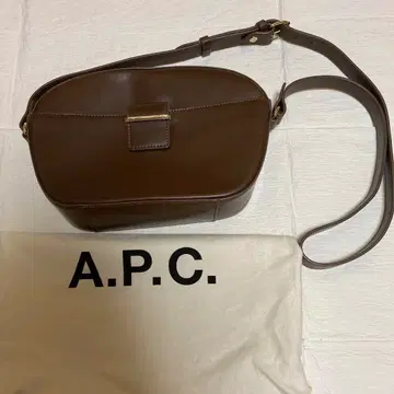 A.P.C 아페쎄 백 숄더백 가죽