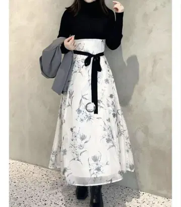 플라워 도킹 코르셋 니트 원피스 꽃무늬