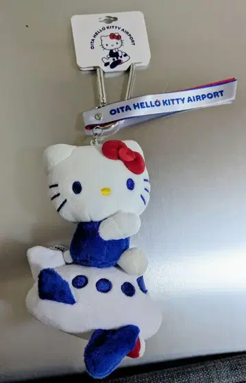 오이타 헬로키티 공항 한정판 봉제 인형 키링