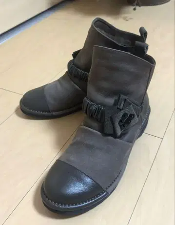 센소유니코 지우 브라운 스웨이드 가죽 숏부츠