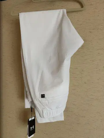 언더아머 화이트 골프 팬츠 택 포함 새상품