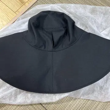 SUN BARRIER 100 블랙 햇