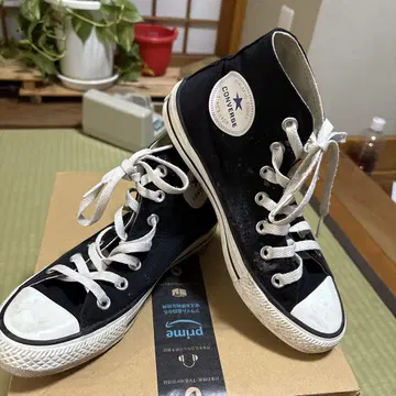 CONVERSE 블랙 하이컷 스니커즈