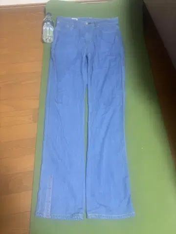 EDWIN의 바지입니다.