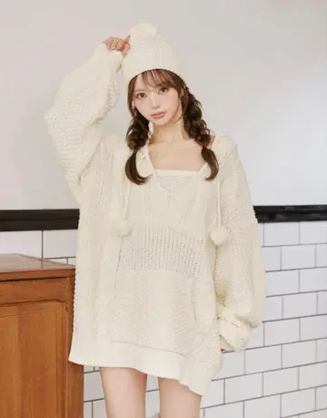 Darich 케이블 DD 로고 V넥 니트 후디