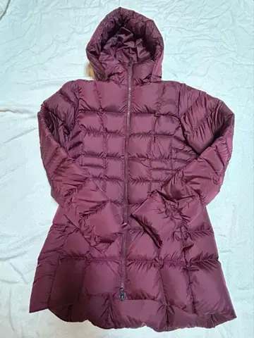 THE NORTH FACE 후드 부착 다운 자켓 S 버건디