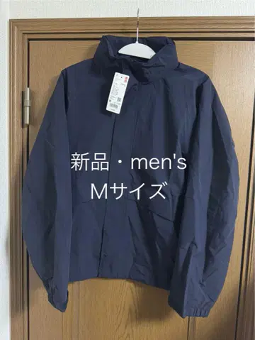 유니클로 윈드프루프 스탠드 블루종 최신 모델 네이비 M 사이즈 새상품