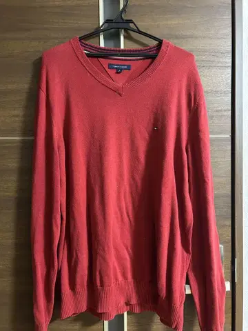 TOMMY HILFIGER 빨간색 스웨터