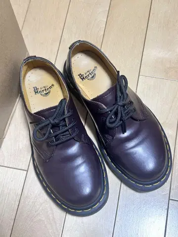 Dr. Martens 1461 3홀 신발
