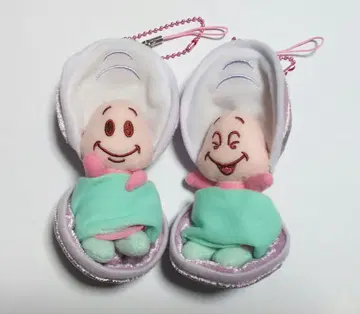 도쿄 디즈니 리조트 영 오이스터 봉제 인형 스트랩 2종