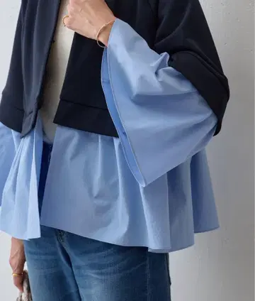 [ 24SS 컨디션 최상 ] BEARDSLEY 콤비 플레어 블루종