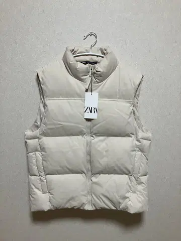 미사용 새상품 ZARA 남성용 다운 베스트 화이트 아이보리 L 빅 사이즈