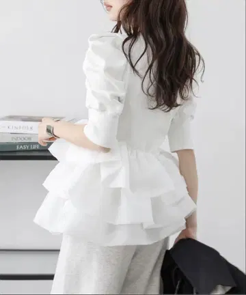 벌룬 프릴 도킹 상의