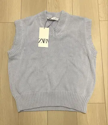 [ 미사용 새상품 ] ZARA 라이트 블루 니트 베스트 M