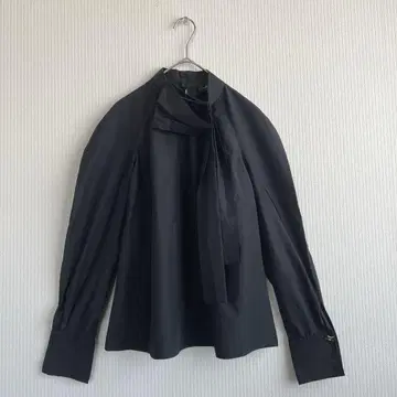 엘리자베타 프랑키 블라우스 셔츠 보타이 블랙 가을/겨울 상의 이탈리아