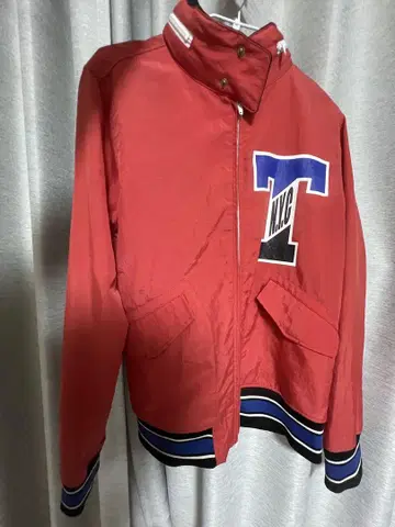 TOMMY 레드 나일론 자켓 M 사이즈