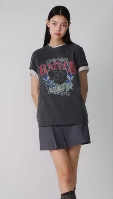 [RAIVE] Vintage Rose Graphic T-shirt