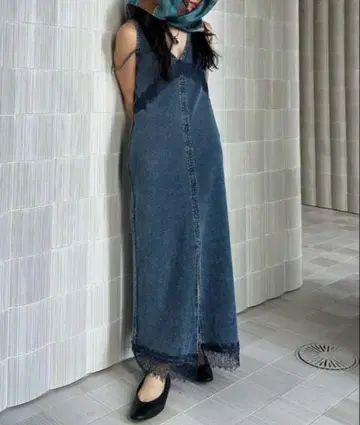 MEDI 2WAY DENIM LIKE LACE DOCKING DRESS