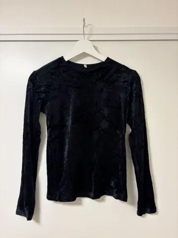 베이스 레인지 벨로아 롱 tee S 사이즈
