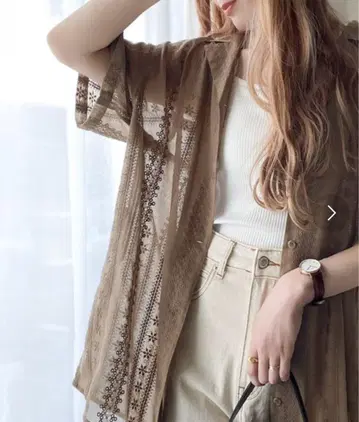 새상품급 JAVA 레이스 비침 디테일 빅 스타일 오픈 카라 셔츠 브라운