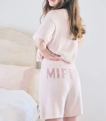 미피 복슬복슬 룸웨어 숏팬츠