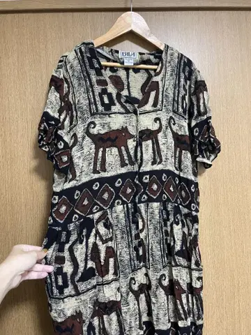 동물 패턴 올인원 베이지 브라운