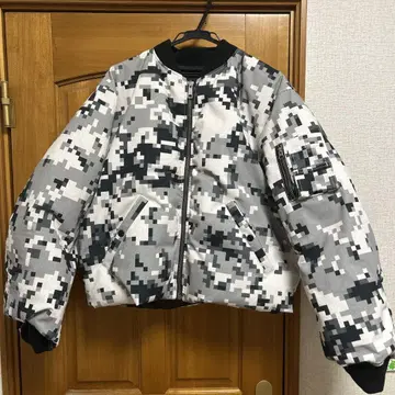 BEAMS 24AW 리버서블 다운 플라이트 자켓