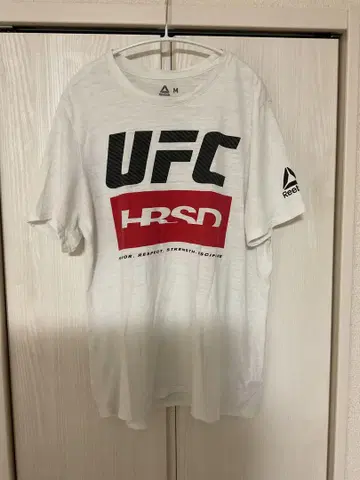 UFC 리복 화이트 T셔츠